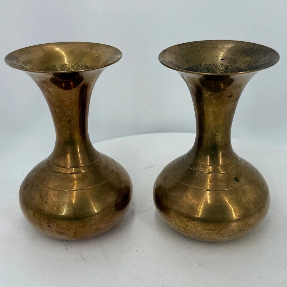 1.a.0.0.7.5 Vtg Pair Solid Brass Bud Vases 5.25